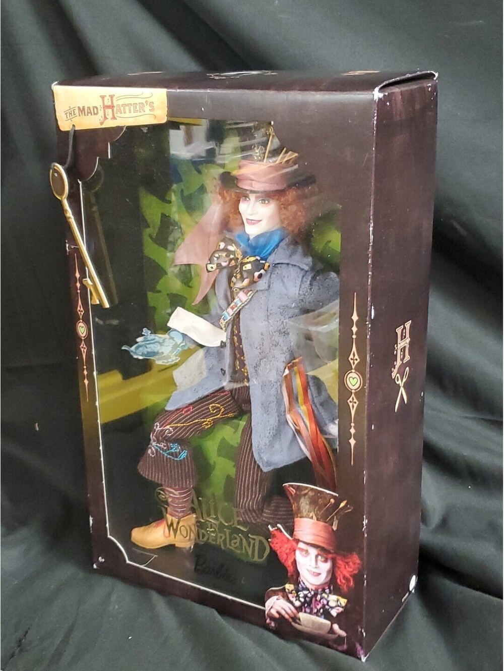 Barbie Disney Alice in Wonderland The Mad Hatter Doll 2009 Mattel T2104 EXCELLEN - Picture 3 of 10